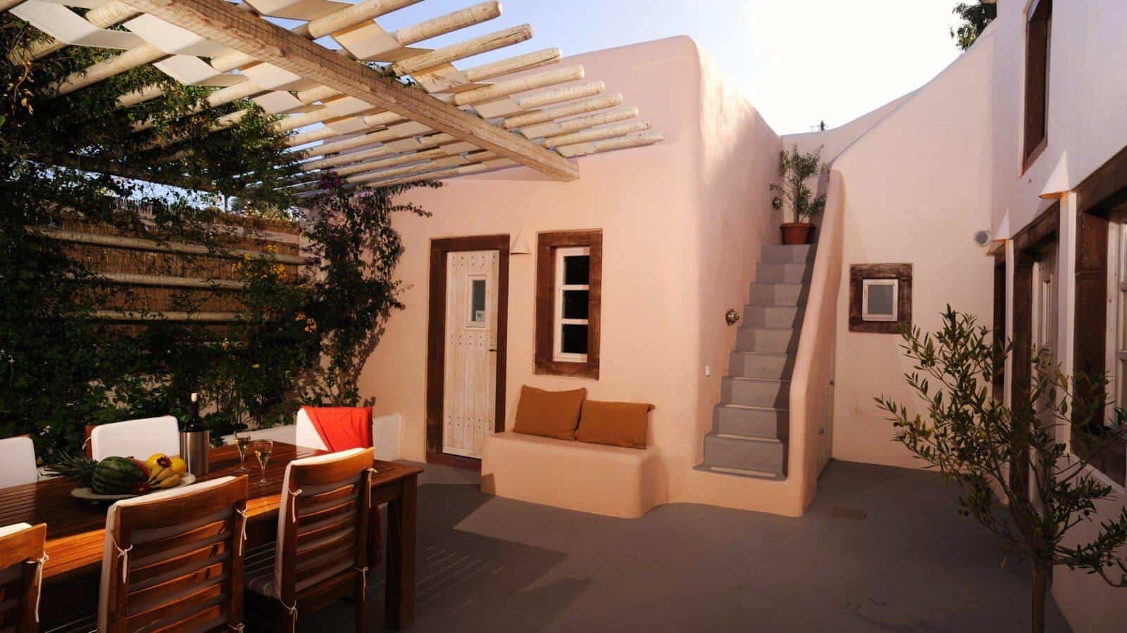 detached house in imerovigli