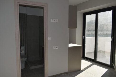 NEWLY BUILT 9 LEVEL CONTEMPORARY INVESTMENT BUILDING IN ATHENS, GREECE