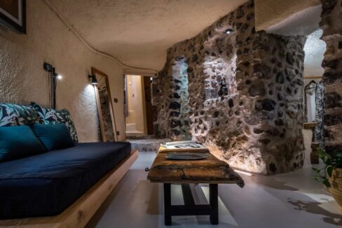 cave-house-for-sale-in-santorini-greece 11