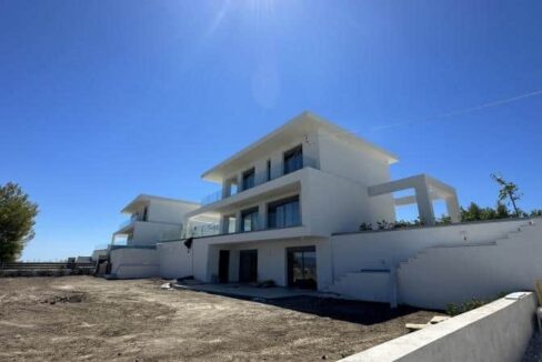 villa for sale in Palini1