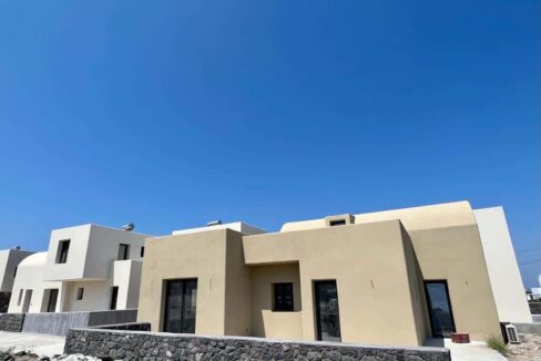 villas-for-sale-in-santorini