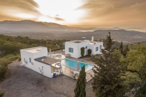 fabulous-villa-for-sale-in-rethymno-17