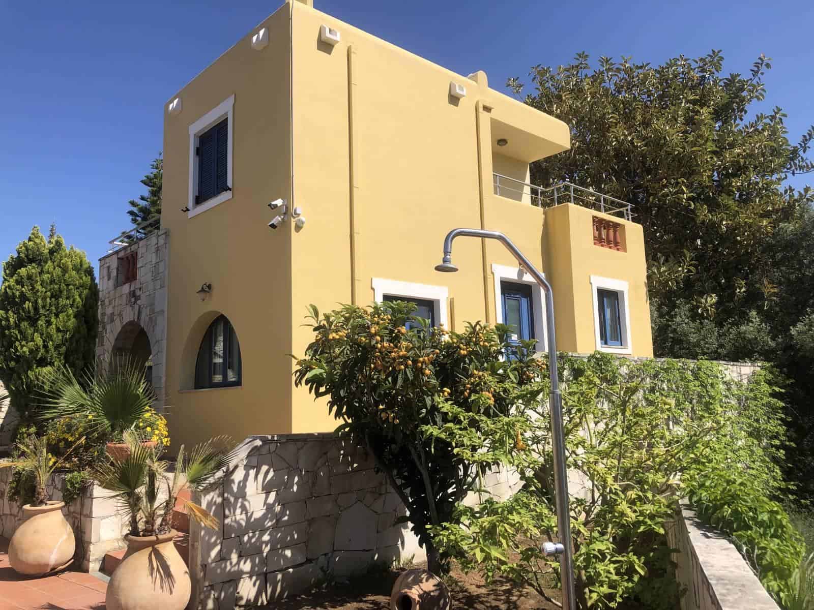 traditional-villa-for-sale-in-Stalos-Chania-1
