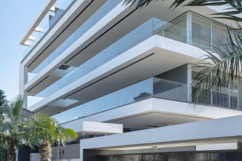 TOP QUALITY PENTHOUSE FOR SALE IN GLYFADA