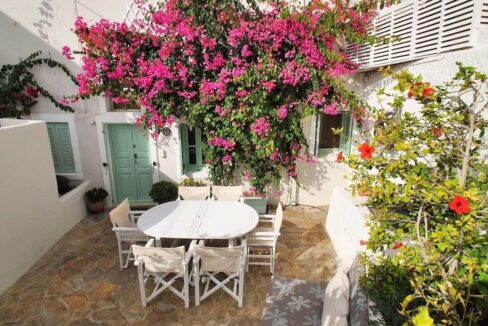 VILLA FOR SALE IN SANTORINI18