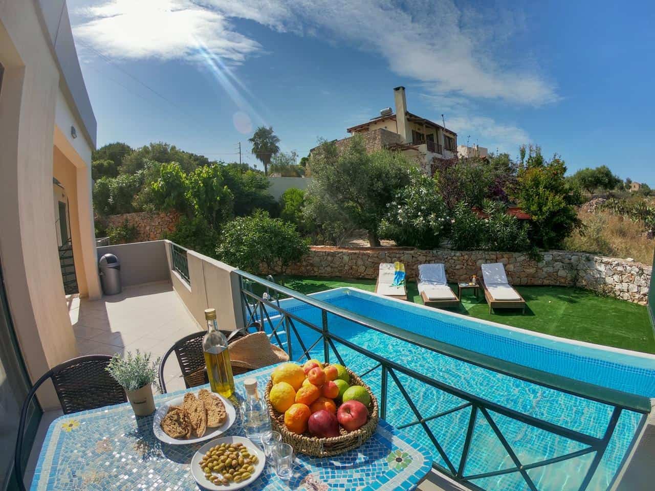 Complex With 4 Villas for Sale in Chania
