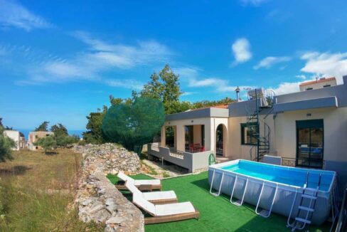 Complex With 4 Villas for Sale in Chania