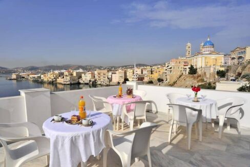 266m² Seaside Maisonette in Syros