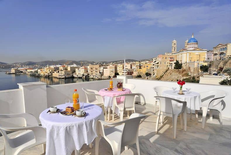 266m² Seaside Maisonette in Syros