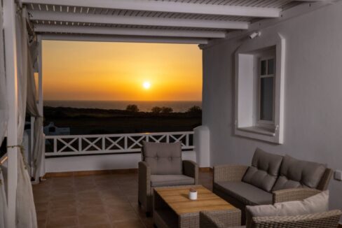 Villa in Santorini, Oia – Timeless Elegance 10