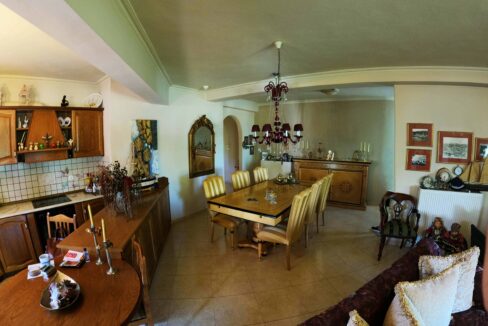 COZY 450m² VILLA FOR SALE IN VOLOS, GREECE