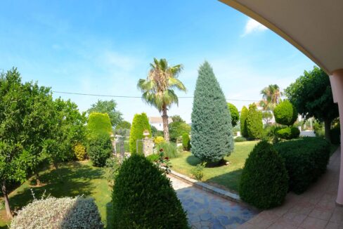 COZY 450m² VILLA FOR SALE IN VOLOS, GREECE