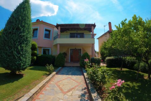 COZY 450m² VILLA FOR SALE IN VOLOS, GREECE
