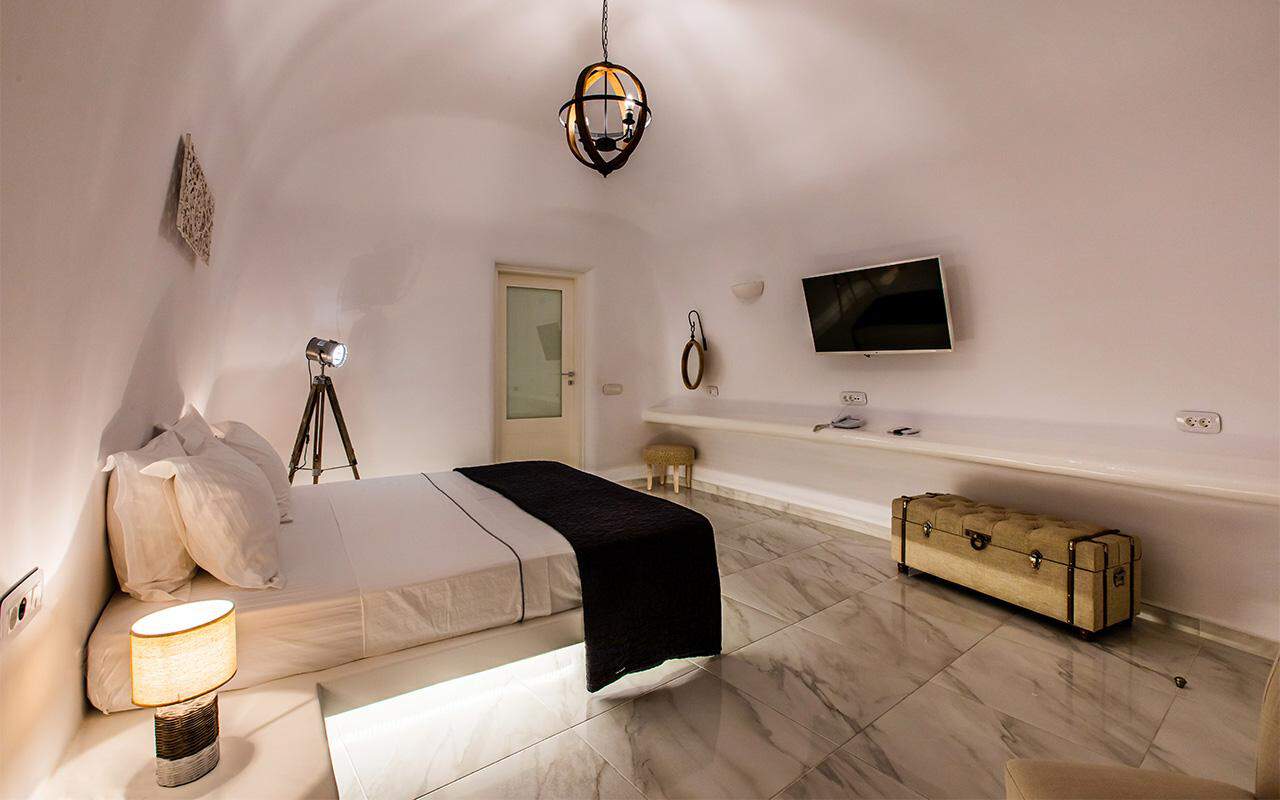 villa for sale in santorini 10