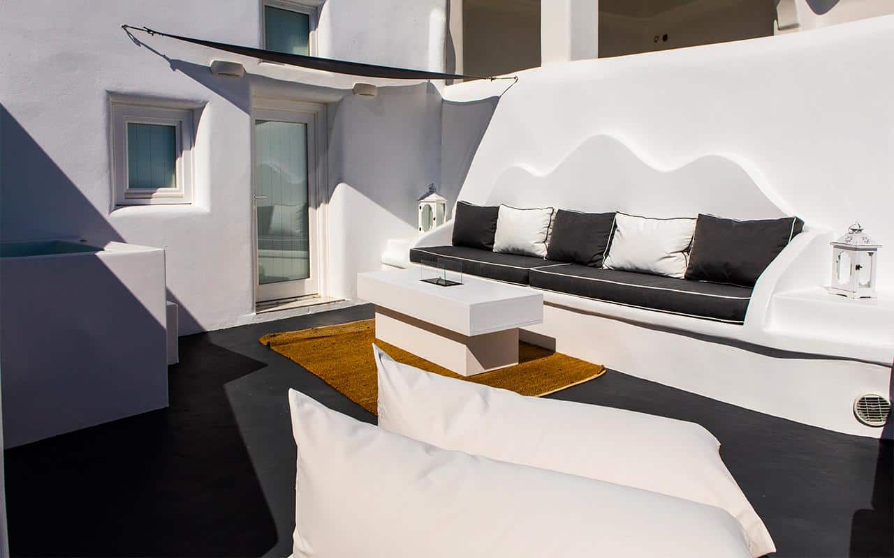 villa for sale in santorini 8