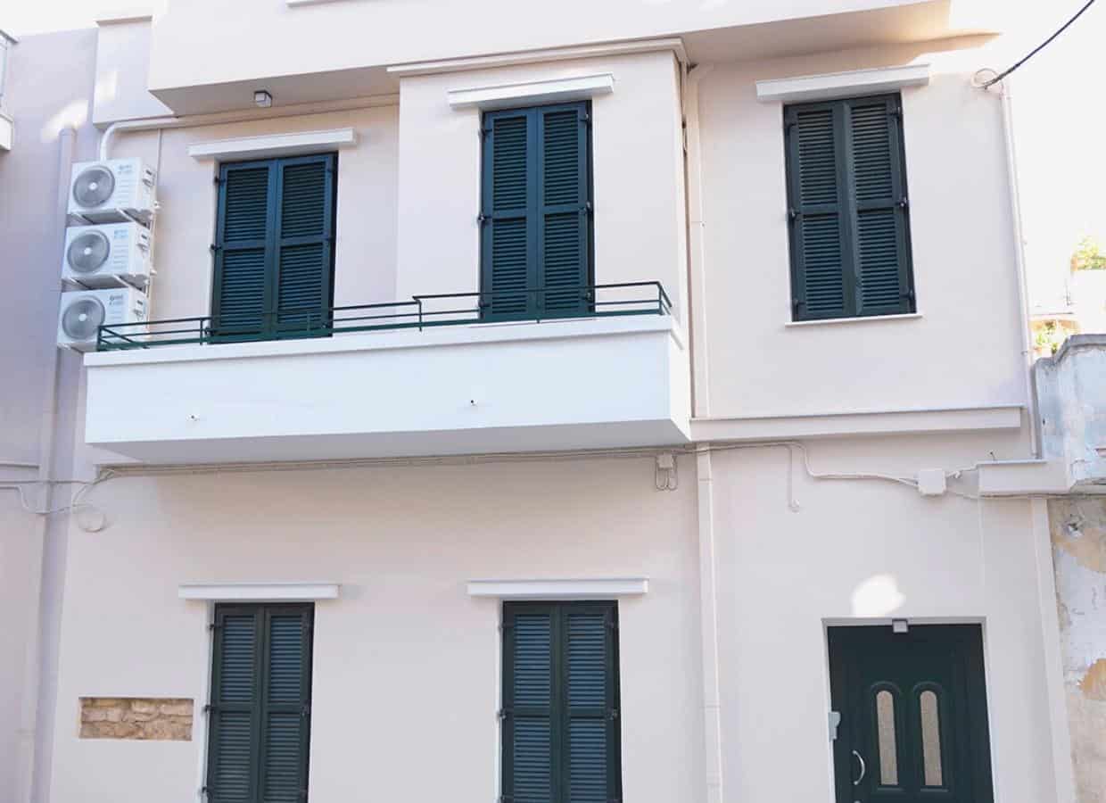 RENOVATED VINTAGE INVESTMENT BUILDING IN ATHENS, GREECE