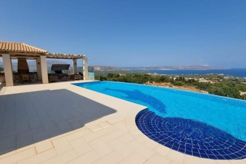 Villa with Panoramic Views for sale in Chania, Greece03