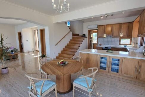 Villa with Panoramic Views for sale in Chania, Greece06