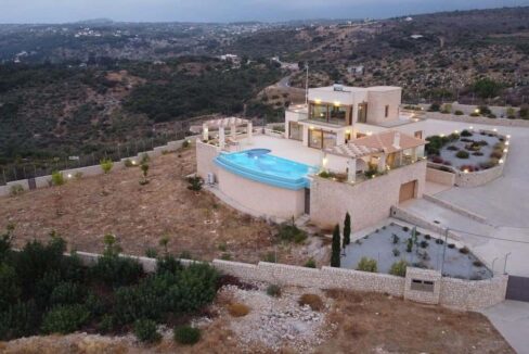 Villa with Panoramic Views for sale in Chania, Greece38
