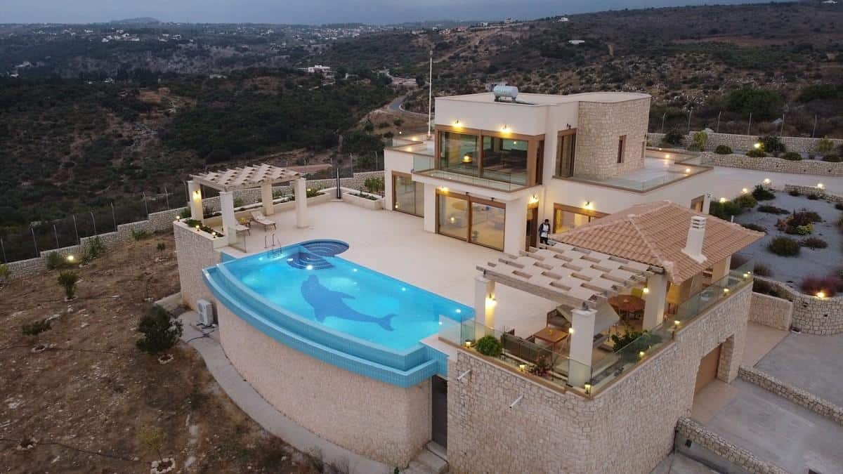 Villa with Panoramic Views for sale in Chania, Greece