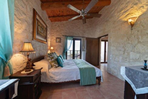 stone-villa-for-sale-crete-greece 3