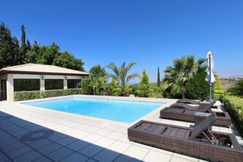 Villa with fantastic Golf view for sale in Paphos, Cyprus