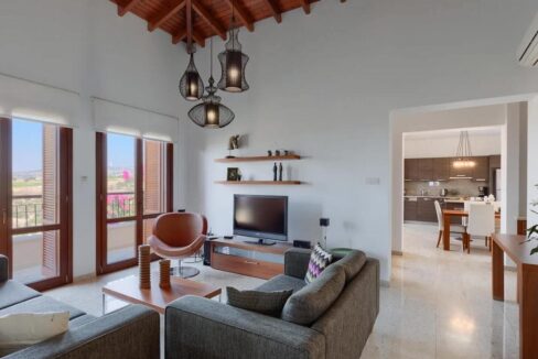 villa-zu-verkaufen-in-zypern 2