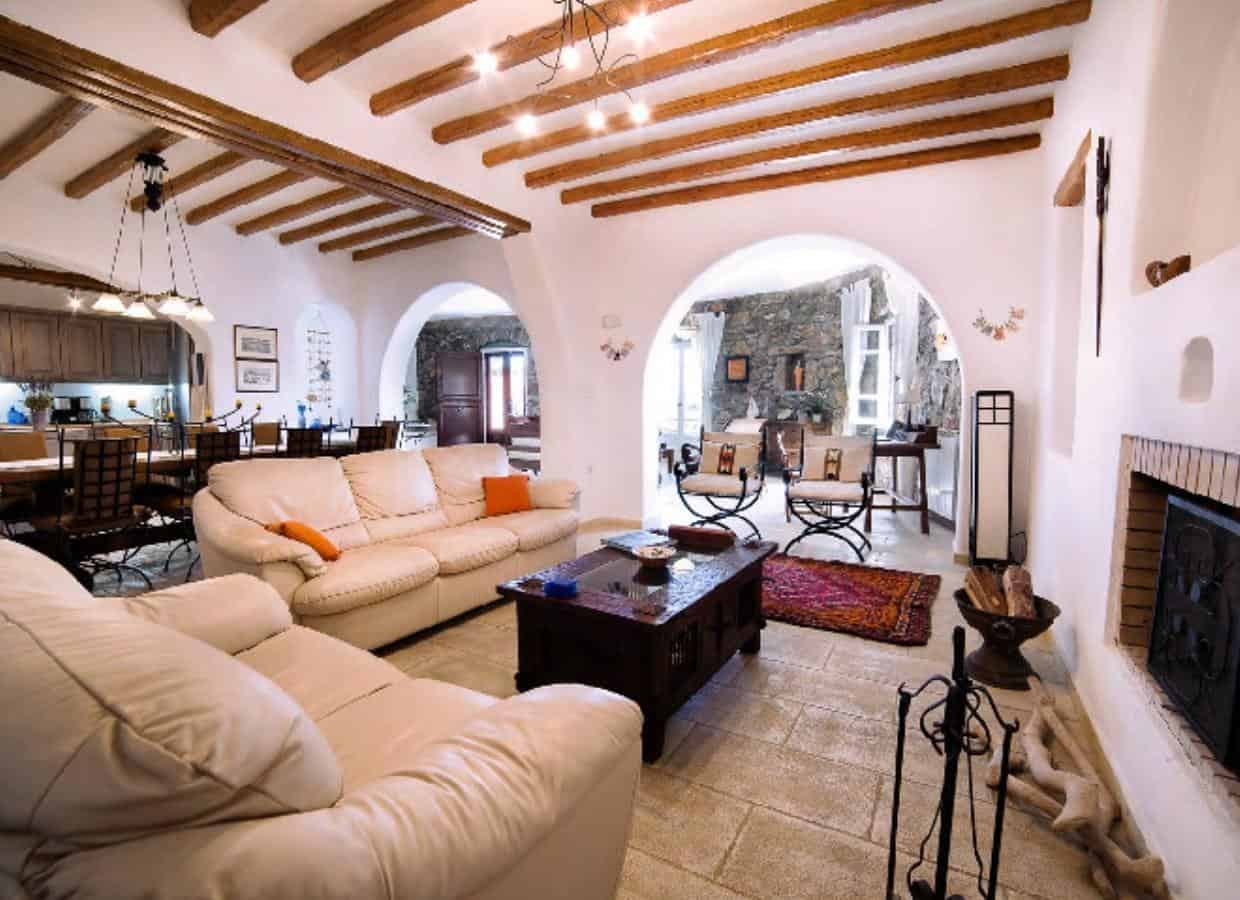 lovely-detached-house-for-sale-in-mykonos-greece5