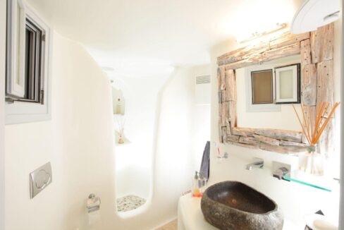 super-luxury-villa-for-sale-in-mykonos-greece . 1