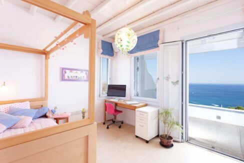 super-luxury-villa-for-sale-in-mykonos-greece . 6
