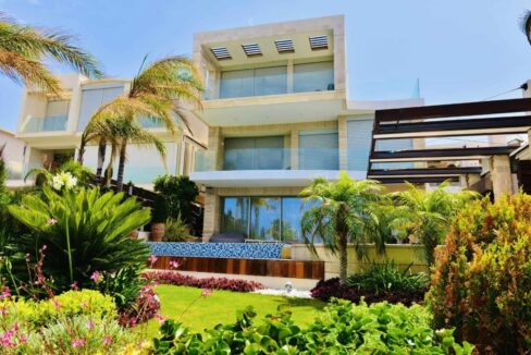 VILLAS FOR SALE IN CHLORAKA, CYPRUS