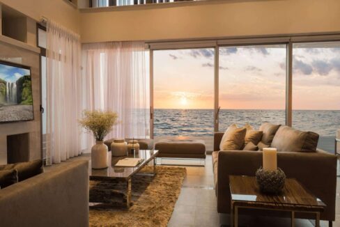 VILLAS FOR SALE IN CHLORAKA, CYPRUS