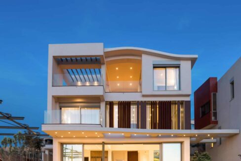 VILLAS FOR SALE IN CHLORAKA, CYPRUS