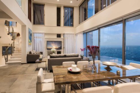 VILLAS FOR SALE IN CHLORAKA, CYPRUS