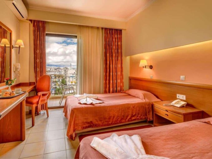 hotel for sale in the center of chania