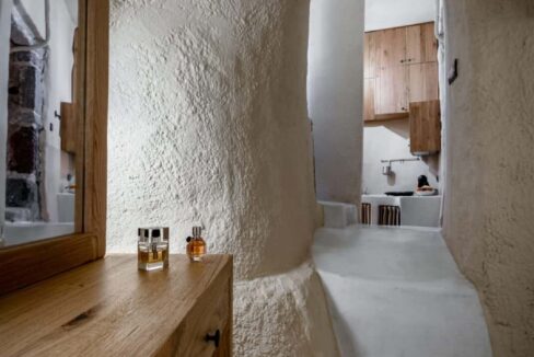 cave-house-for-sale-in-santorini-greece 4