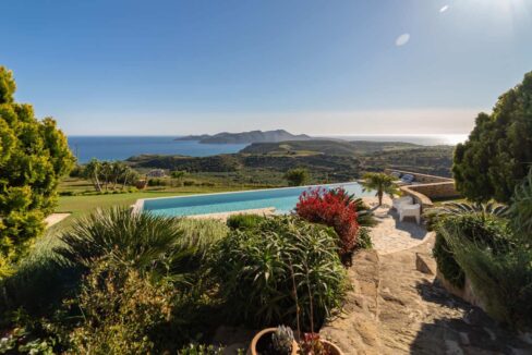 VILLA WITH INFINITE VIEWS FOR SALE IN MESSENIA, GREECE