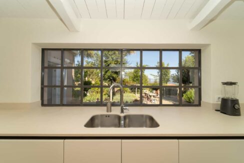 VILLA WITH INFINITE VIEWS FOR SALE IN MESSENIA, GREECE