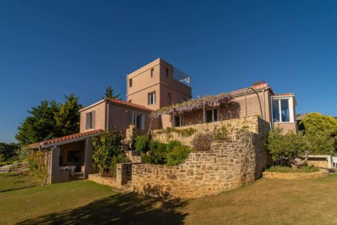 VILLA WITH INFINITE VIEWS FOR SALE IN MESSENIA, GREECE