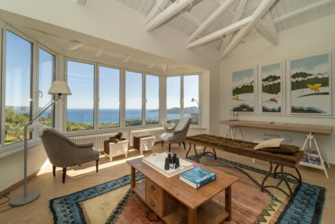 VILLA WITH INFINITE VIEWS FOR SALE IN MESSENIA, GREECE