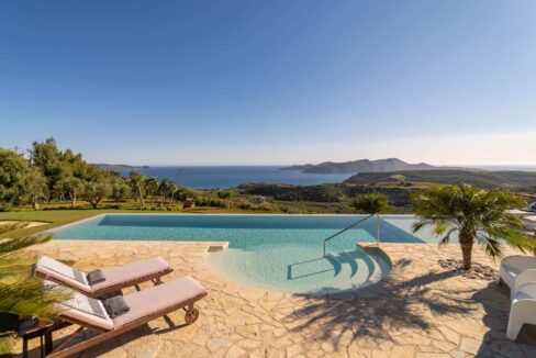 VILLA WITH INFINITE VIEWS FOR SALE IN MESSENIA, GREECE