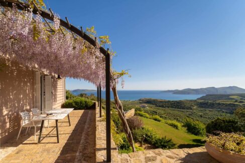 VILLA WITH INFINITE VIEWS FOR SALE IN MESSENIA, GREECE