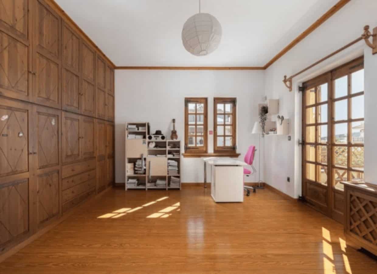 villa-in-athens-ano-voula (7)