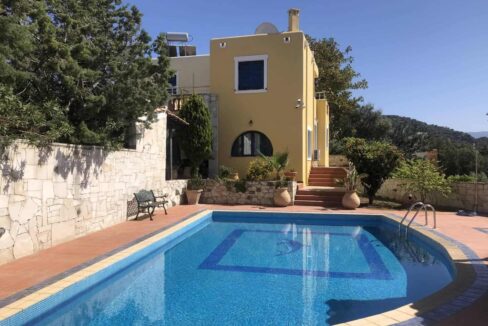 traditional-villa-for-sale-in-Stalos-Chania-11