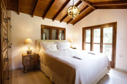 villa-for-sale-in-fokida-13