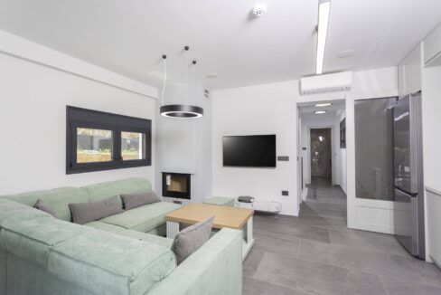 LUXURY VILLA FOR SALE IN CHALKIDIKI