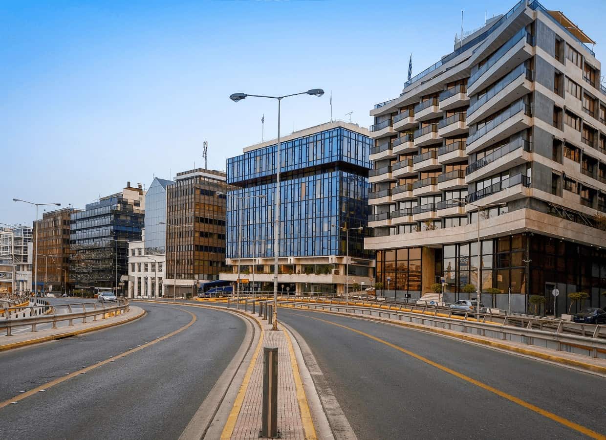 COMMERCIAL BUILDING FOR SALE IN PIRAEUS