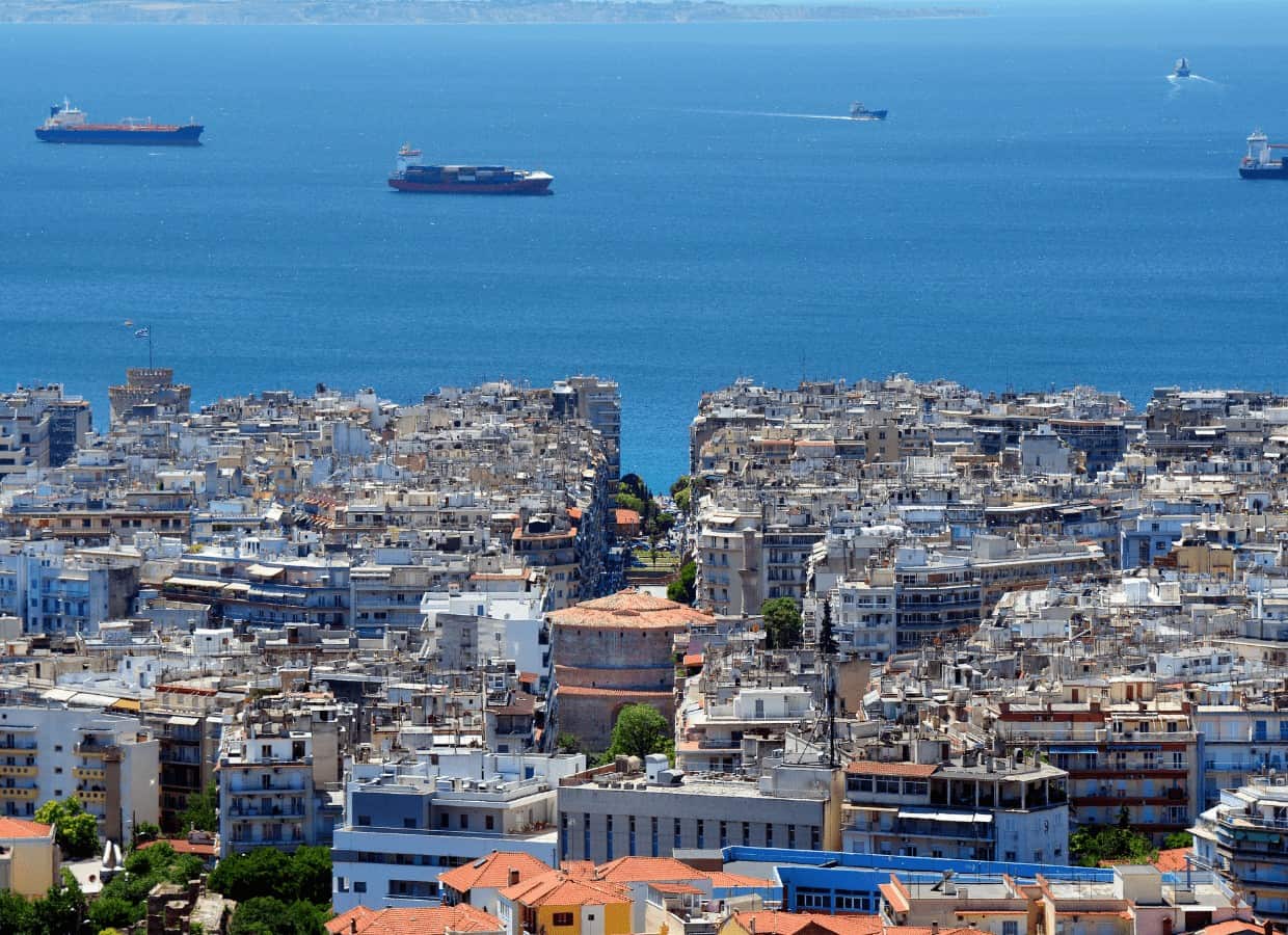 BUILDING FOR SALE IN THESSALONIKI