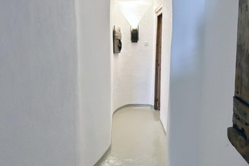 VILLA FOR SALE IN SANTORINI15