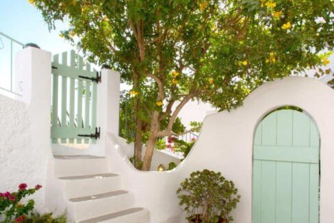 VILLA FOR SALE IN SANTORINI17